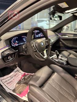 بی ئێم دەبڵیو سیریەس 5